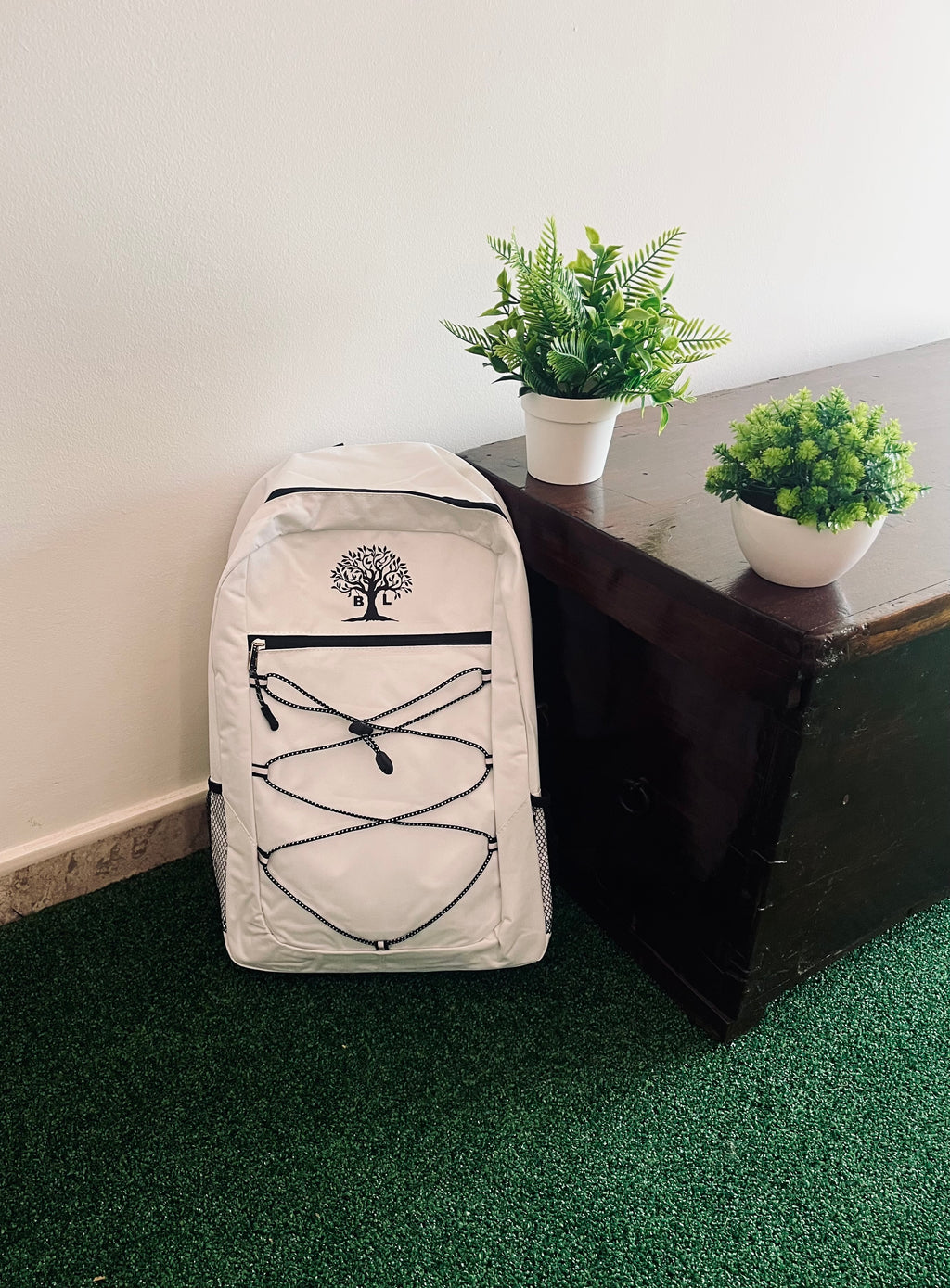 Mochila Blanca "Be Loyal"
